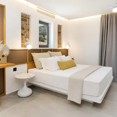 Axopetra Boutique